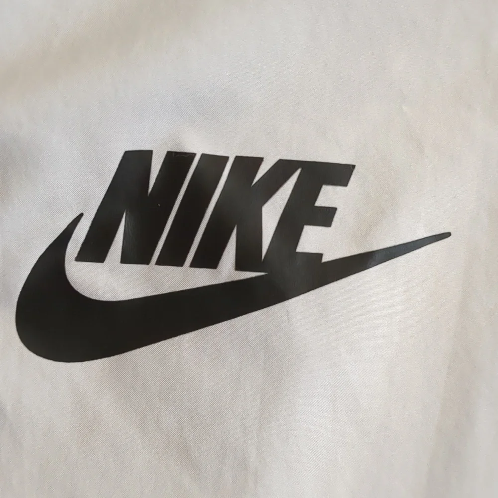 NIKE tech oversized vest black & white size Large - Picture 4 of 11